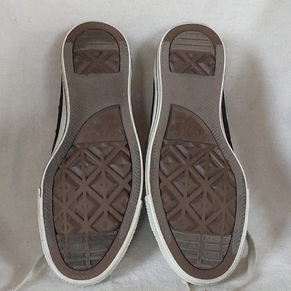 Converse Black and White Low-Top Canvas Sneakers - Picture 3 of 3